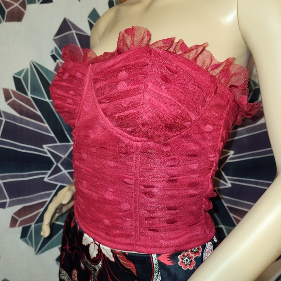 NWT Lulus size small bustier red polka dot lace structured crop top - Picture 1 of 12